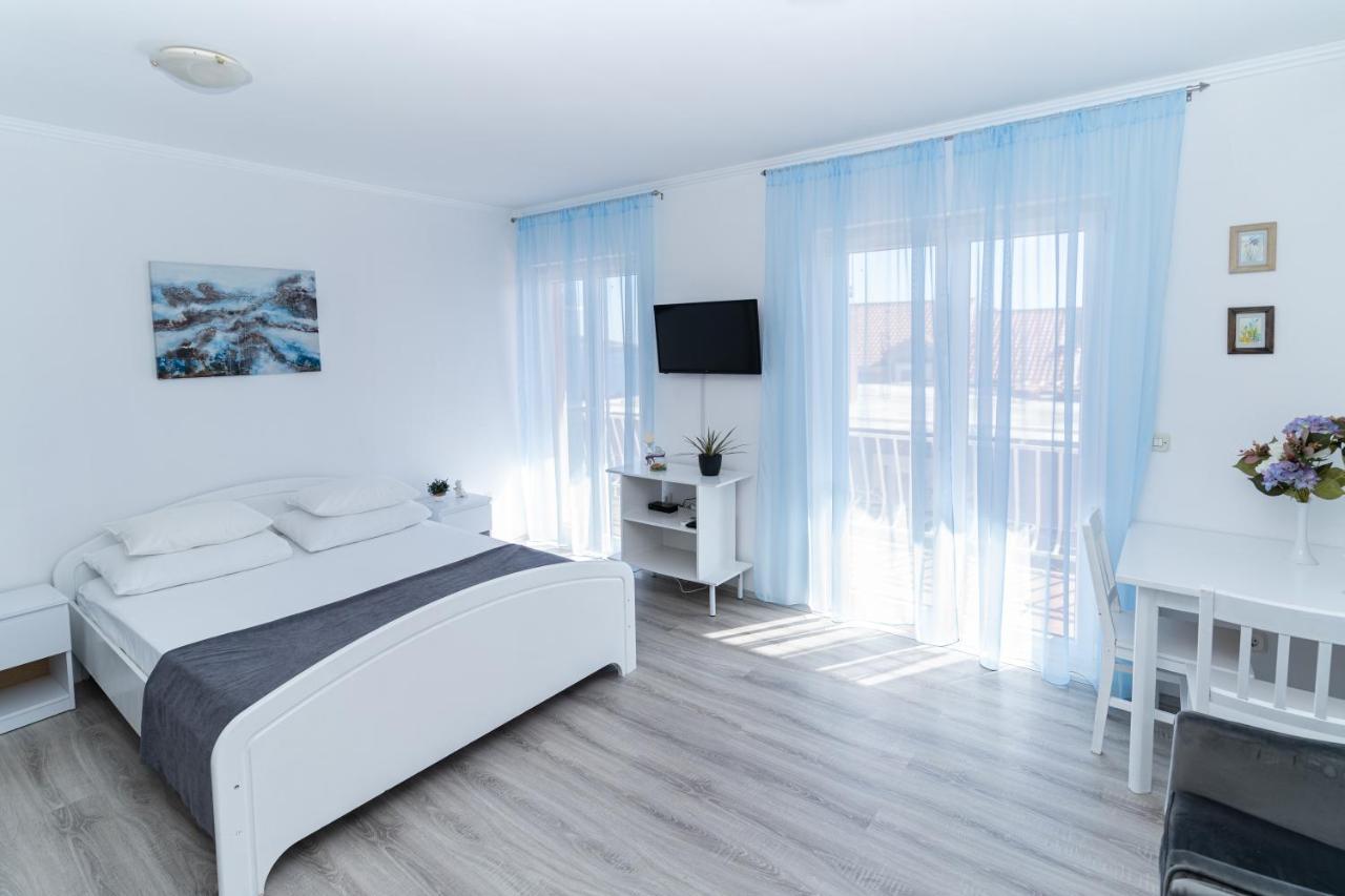Benic Apartments مْليني المظهر الخارجي الصورة