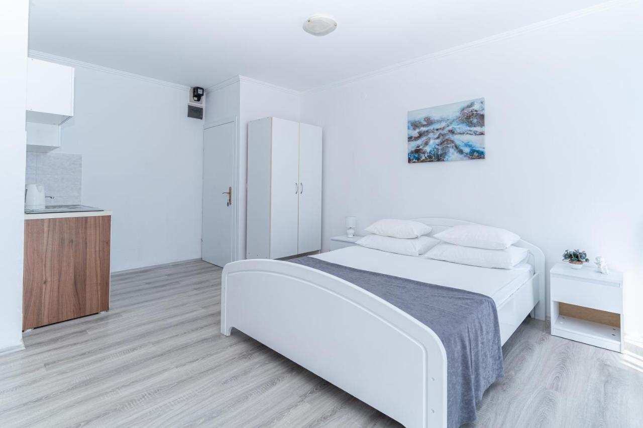 Benic Apartments مْليني المظهر الخارجي الصورة